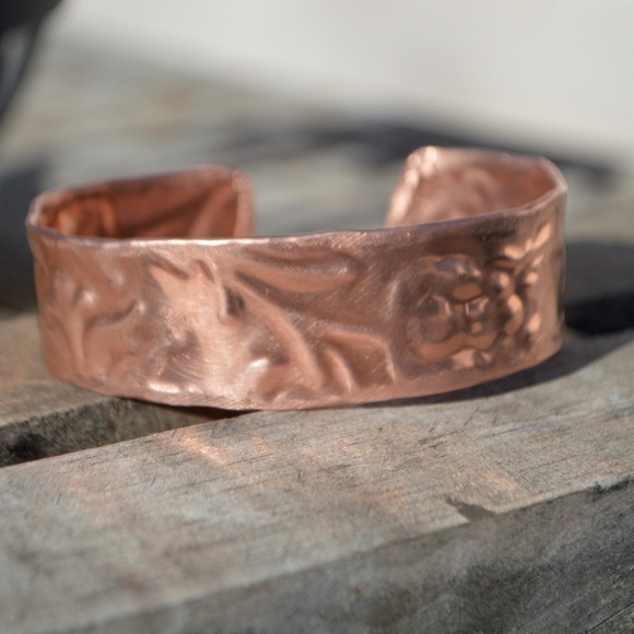 Mens Copper Embossed Cuff Bracelet Floral Cowboy - Picture 3 of 7